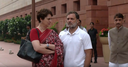 Rahul Gandhi demands govt’s apology for crackdown on protesting students