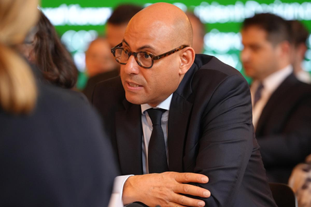 UN climate chief praises India’s clean energy growth