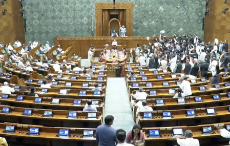 LS adjourned a minute after reconvening despite Speaker’s assurance to discuss Oppn issues