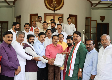 Egg attack on MLA: BJP delegation complains to Karnataka Guv, urges special report to Prez