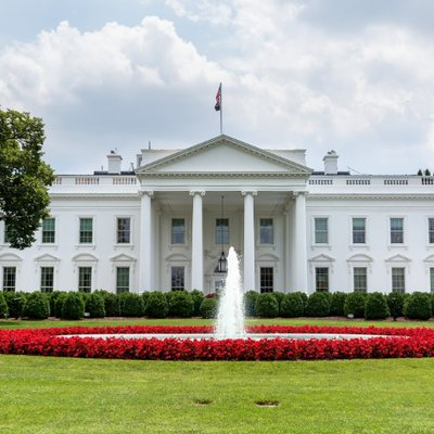 White House touts tax cuts as growth engine