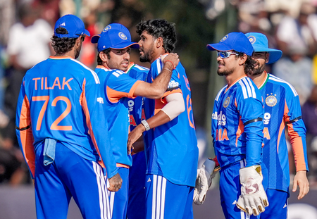 ‘Take confidence, not comfort from the series win,’ says Laxman after Zimbabwe rout