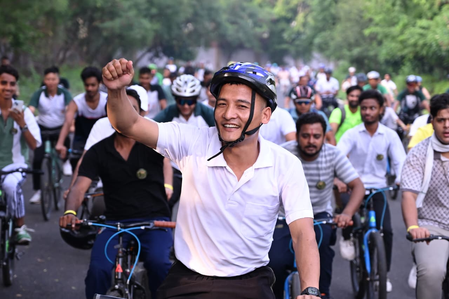 Fit India’s ‘Sundays on Cycle’ pays tribute to Kargil heroes; volunteer programme launched
