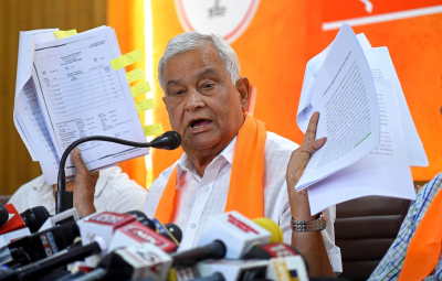Raj Minister writes to Amit Shah, seeks probe into REET paper leak during Cong tenure