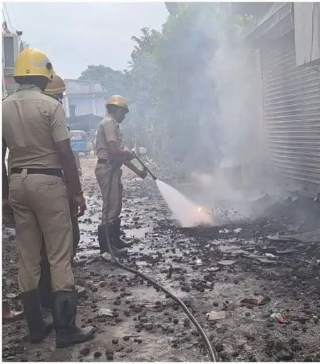 Blasts in seized illegal firecracker dump at police outpost in Bengal’s Barasat, no casualties