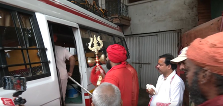 ‘Chhari Mubarak’ leaves Dashnami Akkara temple in Srinagar for Amarnath Cave shrine