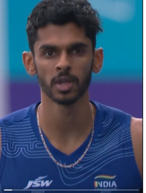 CM Satheesan speaks to Kerala athlete Sreeshankar, congratulates him for Commonwealth silver medal win