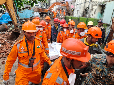 Six killed as four-storey building collapses in Maha’s Bhiwandi; rescue operation underway