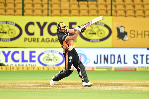 Maharaja Trophy KSCA T20: Hubli Tigers, Mysore Warriors share points after Abhinav Manohar’s 12-ball blitz