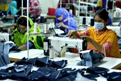 Bangladesh: Awami League blames successive post-July administrations for garment sector collapse