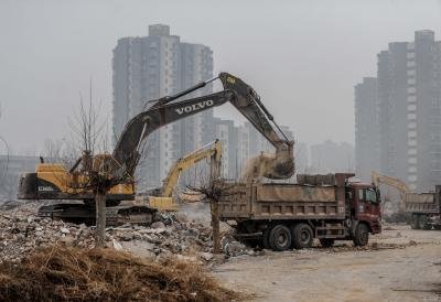 Chinese citizens left in lurch amid crash in home prices: Report