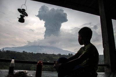 Indonesia’s Mount Sinabung erupts, volcanic ash blankets Berastagi