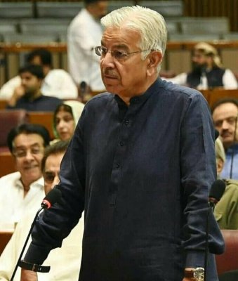 Pakistan Defence Minister preparing to deploy iron fist on PoJK: Report