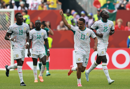 Tottenham Hotspur reach agreement for Iliman Ndiaye; Richarlison to return to Everton