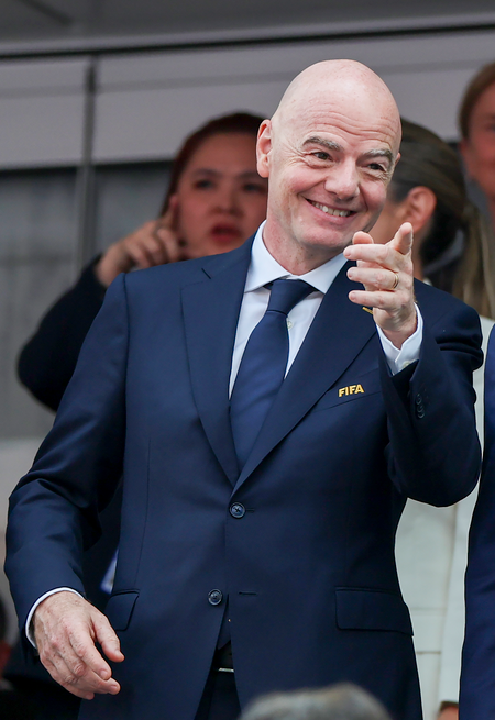 Infantino apologises for ‘errors’ over World Cup sell-off plan; retains support to stay FIFA chief