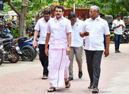 TN: Senthil Balaji signs register for sixth day, vows to fight cases legally