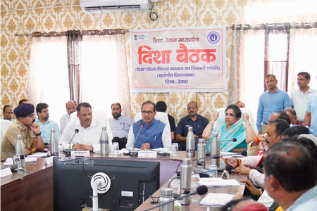 Shivraj Singh Chouhan reviews development works in MP’s Dewas, announces measures for farmers and women