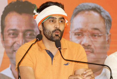 Rise above politics: Vijender Singh questions Rahul Gandhi’s silence on India’s CWG performance