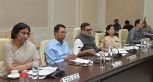 Telangana CS reviews arrangements for Independence Day celebrations at Golconda Fort