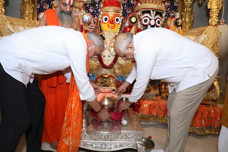Gujarat CM participates in Guru Ravidas 650th birth anniversary Kalash installation at Jagannath Temple