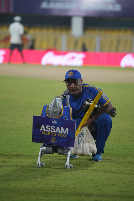 ‘Assam Needs You’ message highlights the plight of flood-affected families during APL match