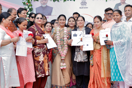 2.65 lakh women register, 52,175 submit forms for Delhi Lakshmi Yojana