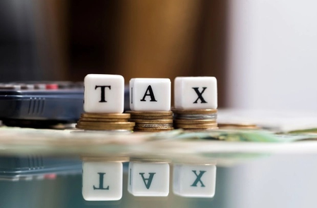 Delhi HC issues notice to Centre on plea seeking automatic TDS refunds for non-taxable individuals