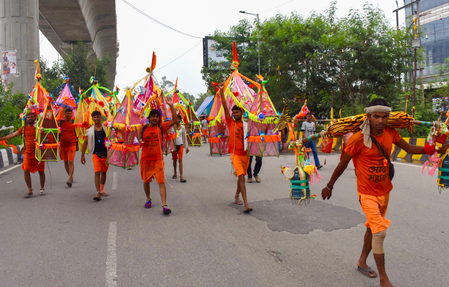 CM Yogi to shower flowers on Kanwariyas in Meerut today; security tightened