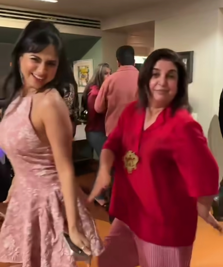 Akanksha Chamola grooves to ‘Saat Samundar Paar’ with Farah Khan, joins Mouni Roy for ‘Kajra Re’