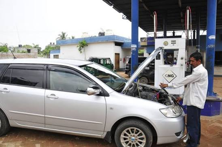 B’desh gas crisis deepens financial hardships for CNG filling stations; puts jobs at risk