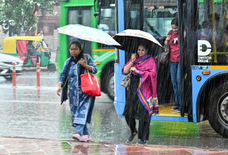 IMD forecasts heavy rain across several states today