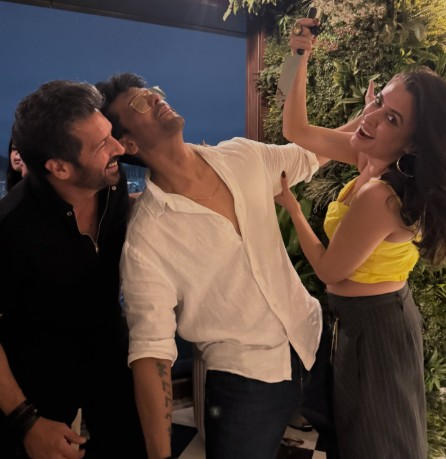 Kushal Tandon shares picture with ‘fav people’ Kabir Khan, Mini Mathur ‘killing him’