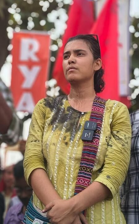 Ranchi student protest turns chaotic, ink thrown at AISA chief Neha Bora, youth detained