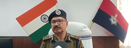 Bihar CS and DGP review cybercrime preparedness; officials directed to intensify awareness and crackdown on fraud