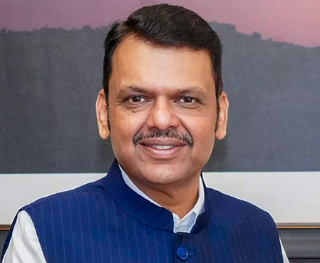 Every eligible farmer to benefit under loan waiver scheme: Maha CM