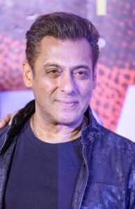 Cop deployed outside Salman Khan’s house collapses, dies