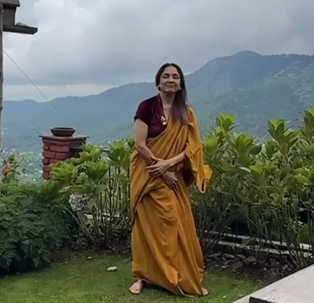 Neena Gupta soaks in the serenity of the hills, calls it her ‘sukoon’