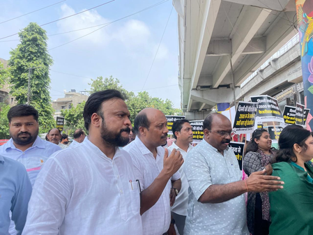 Delhi BJP chief Harsh Malhotra leads simultaneous protests outside homes of 22 AAP MLAs