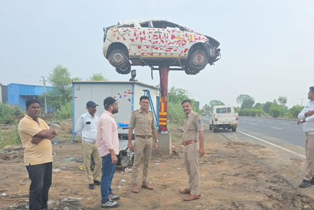 Gujarat: Damaged car displayed on NH-48 to warn motorists against unsafe driving