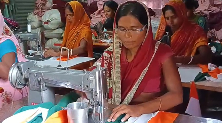 Har Ghar Tiranga campaign generates employment for Jeevika Didis in Samastipur