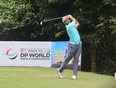 PGTI Tour: Kshitij Naveed Kaul takes clubhouse lead before rain halts play in Kolkata