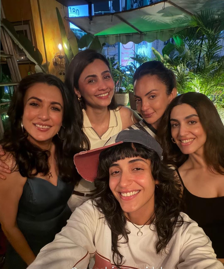 ‘Alliance’ girls Mini Mathur, Seema Sajdeh, Daisy Shah and Ruhee Dosani reunite over dinner