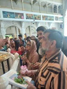 Sunny Leone offers prayers at ISKCON temple with husband Daniel Weber