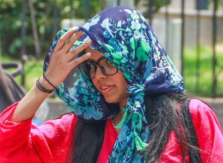 Humid conditions continue in Delhi-NCR, chances of heavy rain remain slim