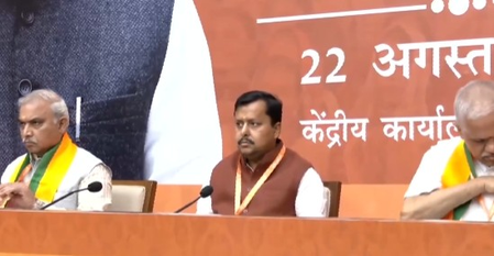 BJP president Nitin Nabin holds first meeting with newly appointed team at party HQs