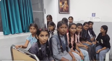Over 30 school children fall ill after eating mid-day meal in Indore, condition stable