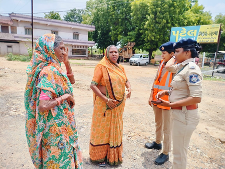 Gujarat: Over 2,300 senior citizens receive safety outreach from Police’s SHE Teams