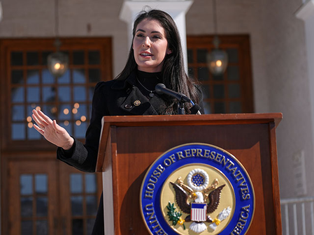 US bill targets foreign-paid influencers