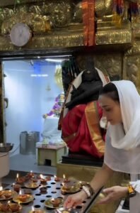 Preity Zinta visits Kanapathy temple in Paris on ‘Sawan Somwar”, says ‘Who would have thought’