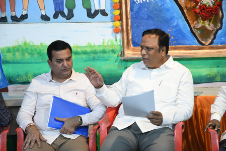 Maha Minister pushes momentum for conservation of forts, monuments